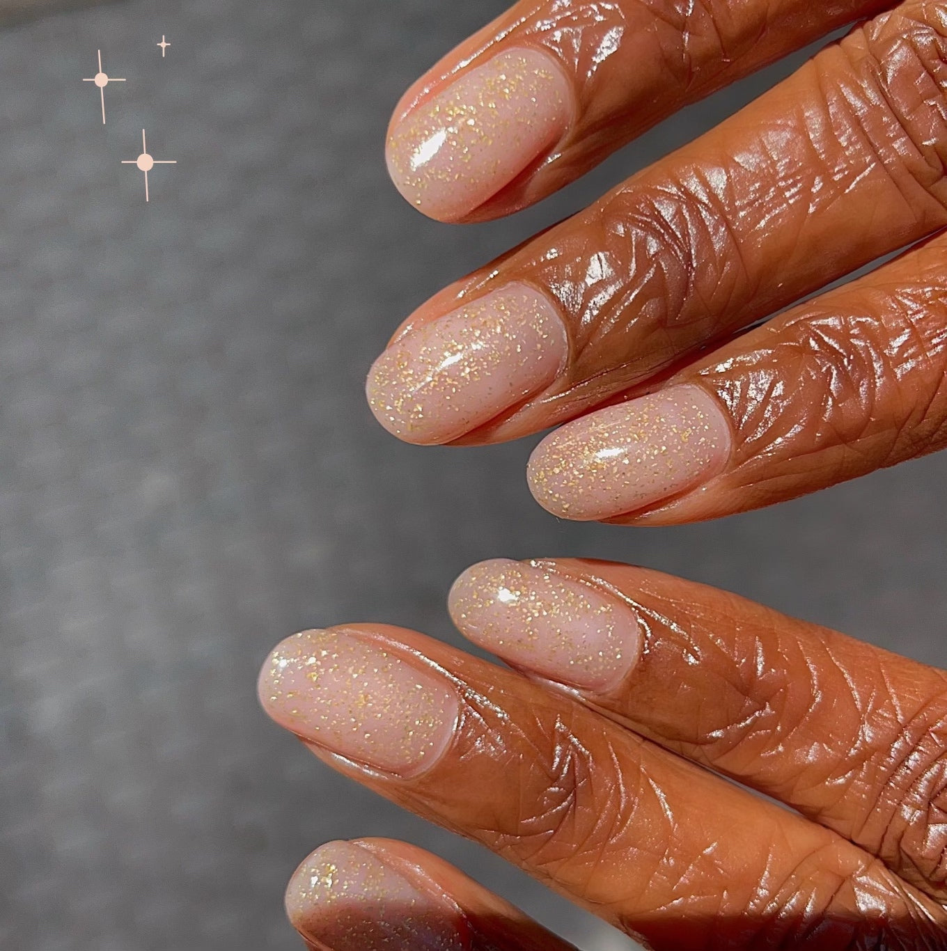 Soft Champagne Brown Nail Art That Flatters